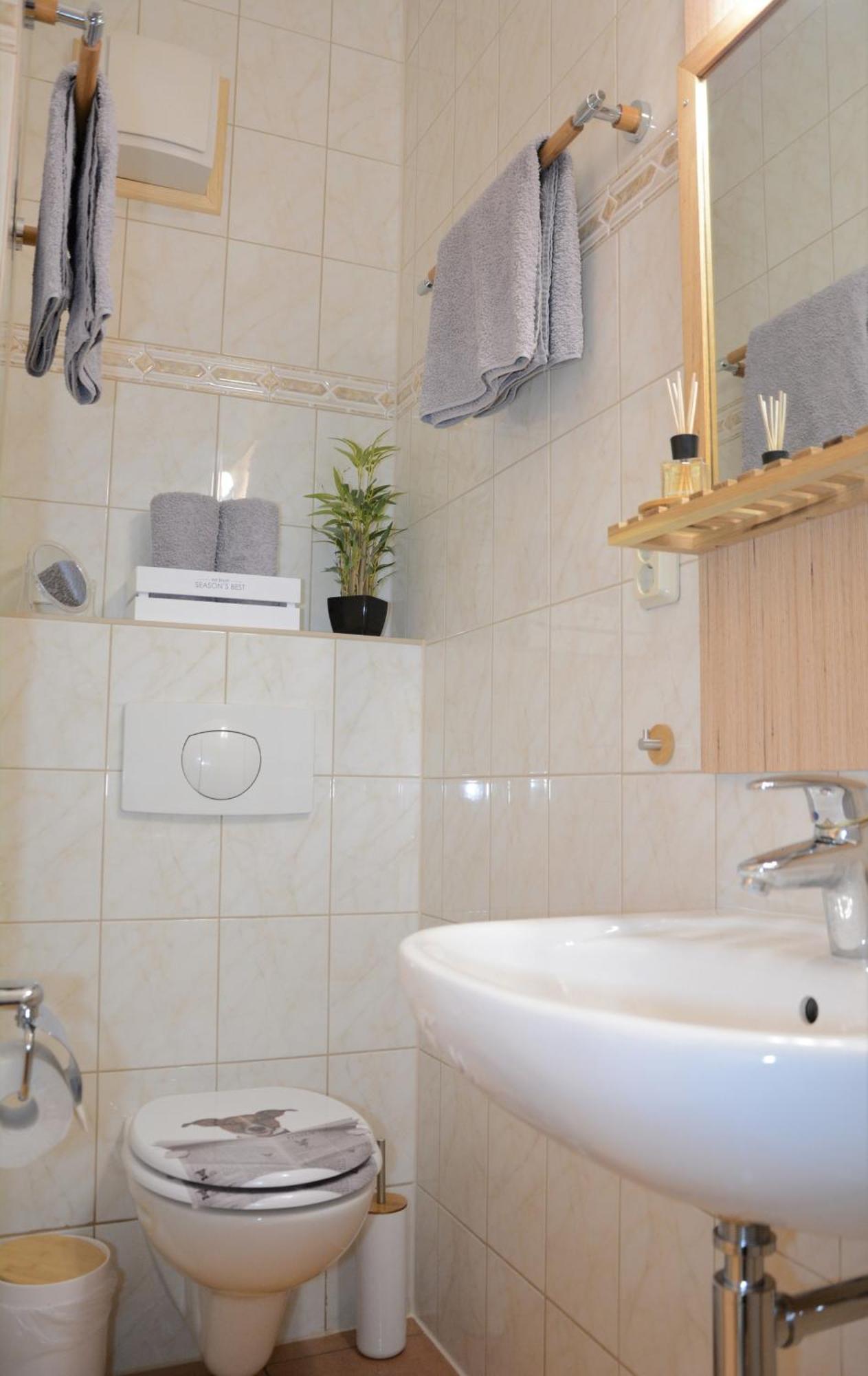 Rosenwinkel Appartement Im Eg ハルバーシュタット エクステリア 写真